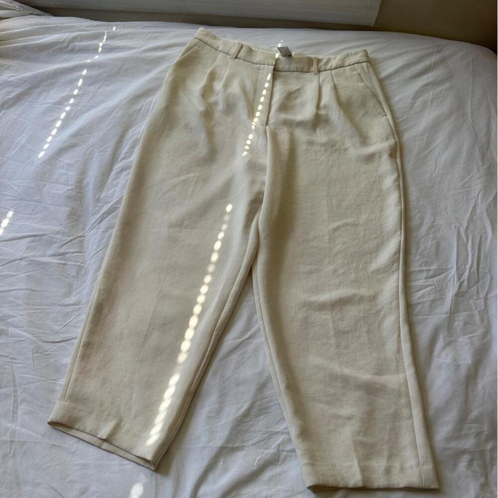 Nwt wilfred cream pants size